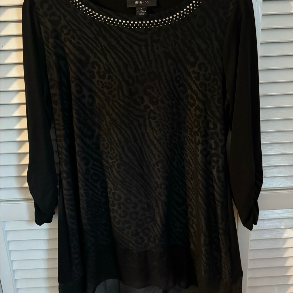 Women’s Fancy Top
